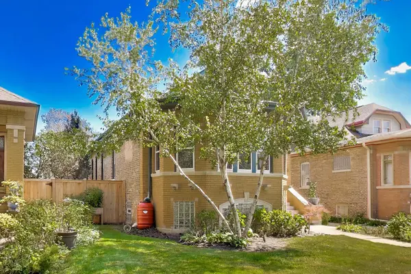 1212 N Ridgeland AVE, Oak Park, IL 60302