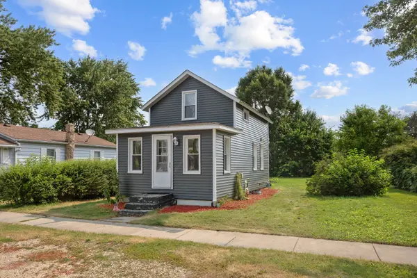141 Oak ST, Hampshire, IL 60140