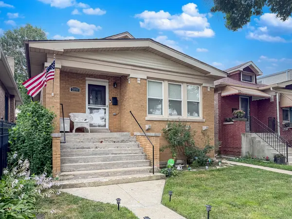 2333 N Keating AVE, Chicago, IL 60639