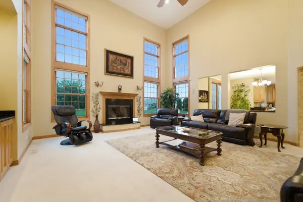 1096 Country LN, Bourbonnais, IL 60914