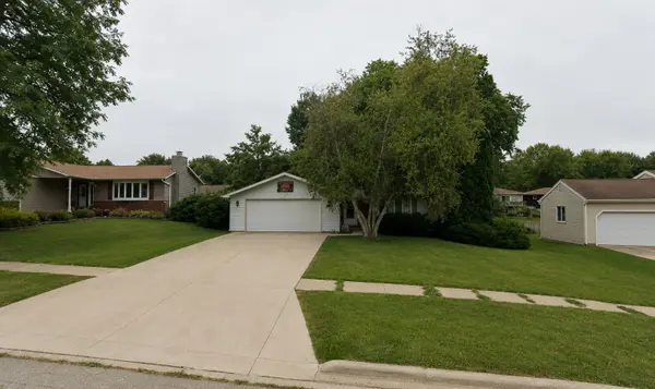 564 N Greenfield DR, Freeport, IL 61032