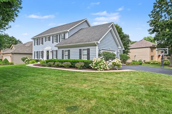 2606 Modaff RD, Naperville, IL 60565