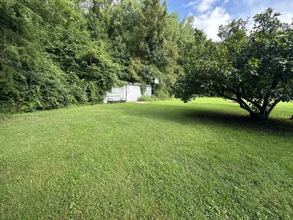 1603 West RD, West Frankfort, IL 62896
