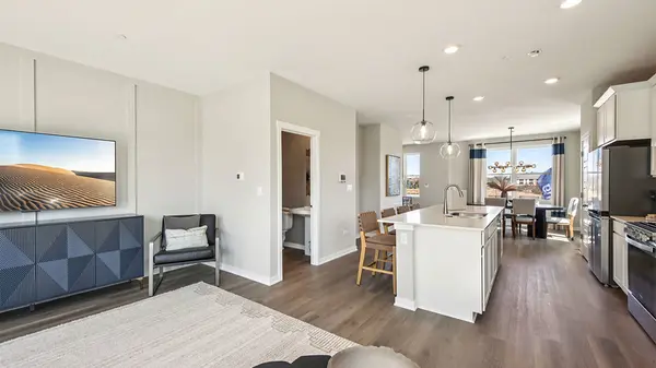 2224 Waters Edge DR #1114, Schaumburg, IL 60173