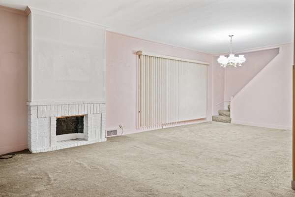 3239 Cuyler AVE, Berwyn, IL 60402