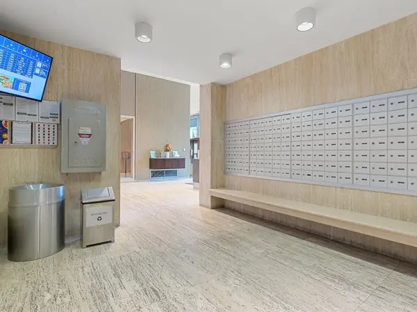 1700 E 56th ST #3910, Chicago, IL 60637