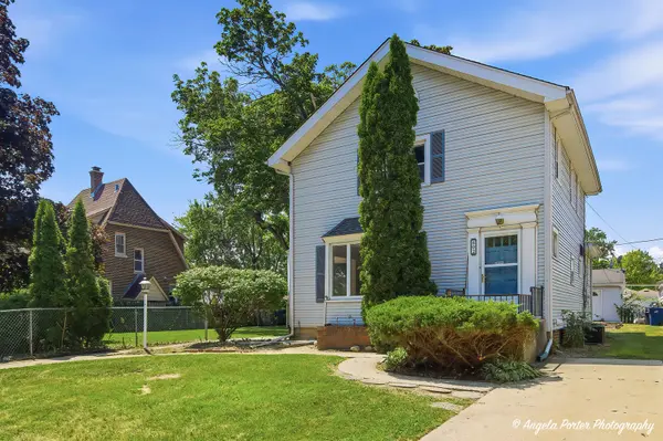 602 Judge AVE, Waukegan, IL 60085