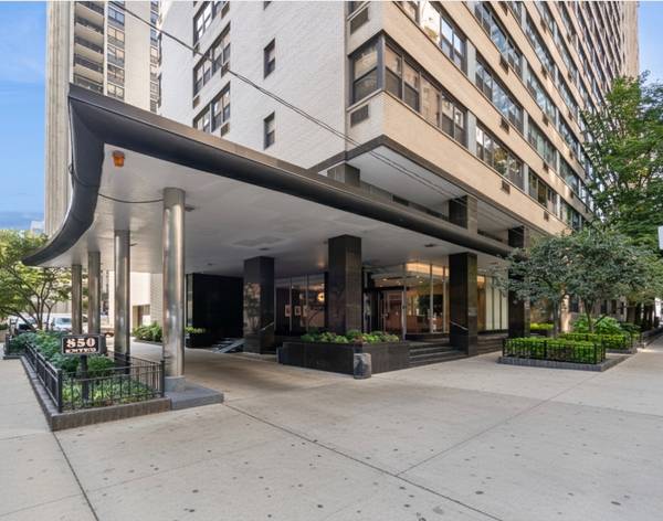 850 N Dewitt PL #10G, Chicago, IL 60611