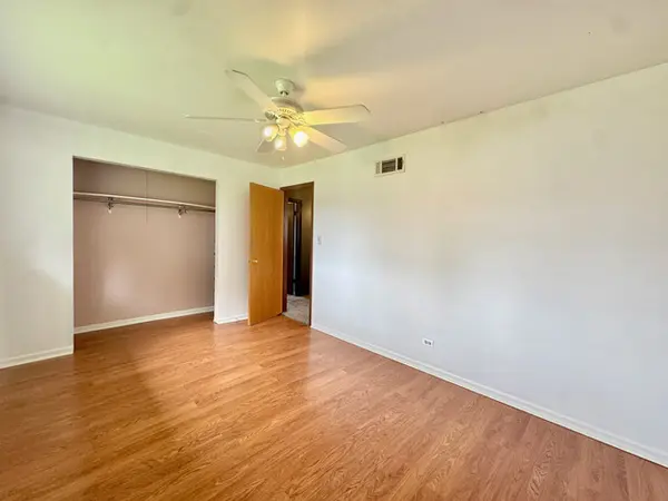 643 N Iowa AVE, Villa Park, IL 60181