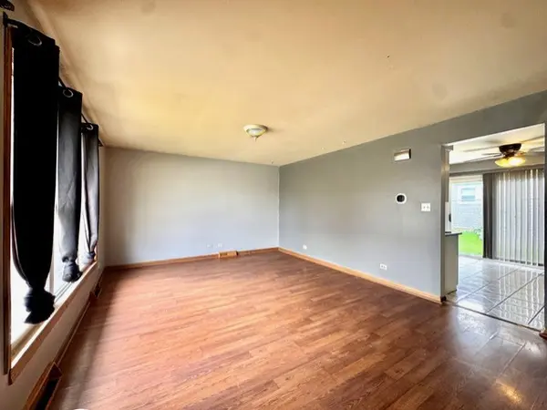 643 N Iowa AVE, Villa Park, IL 60181