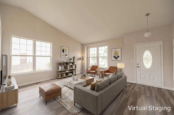 636 Hamilton LN, North Aurora, IL 60542