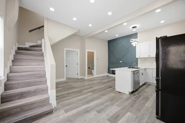 2407 S Albany AVE, Chicago, IL 60623