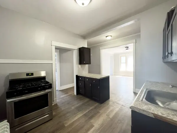 1222 W Rosemont AVE #1, Chicago, IL 60660