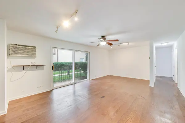 4243 N Kedvale AVE #1F, Chicago, IL 60641
