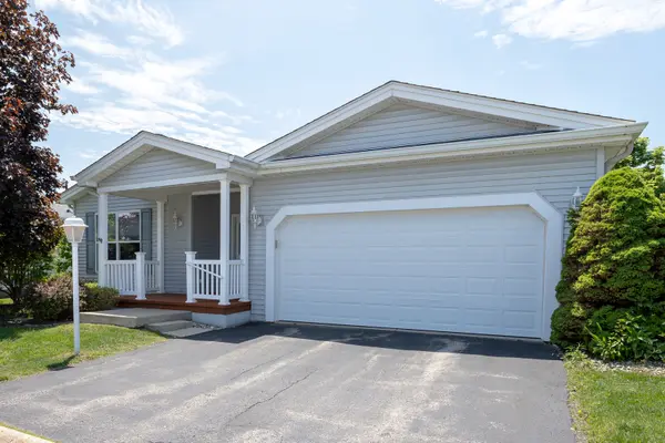 212 Rodeo DR #2179, Grayslake, IL 60030