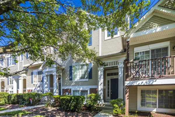 135 Enclave CIR #B, Bolingbrook, IL 60440