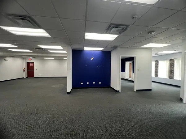 11018 Southwest HWY #Second-Floor, Palos Hills, IL 60465