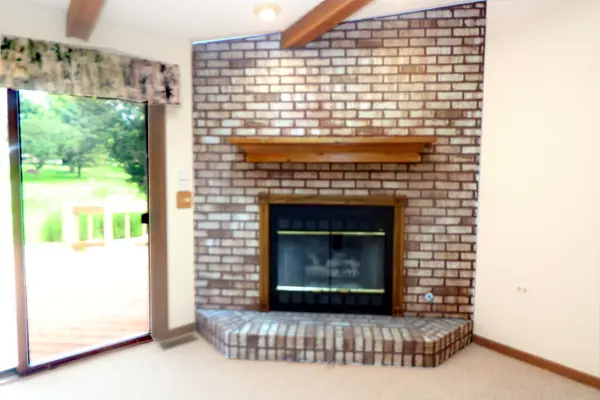 3095 Boerderij WAY, Woodstock, IL 60098
