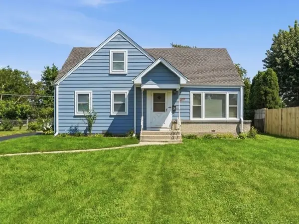829 N Roy AVE, Melrose Park, IL 60164