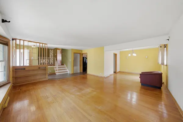 15531 Woodlawn East AVE, South Holland, IL 60473