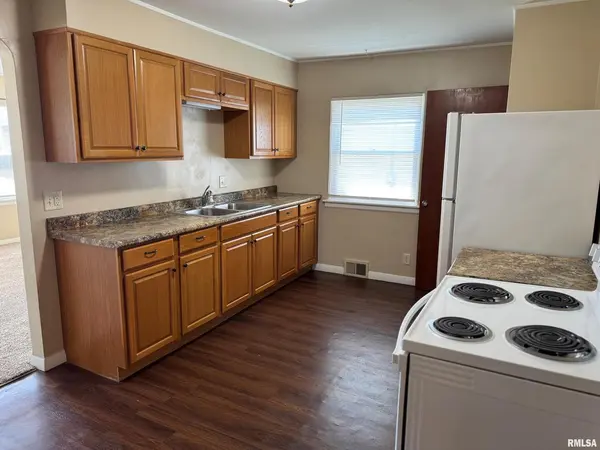 1736 DAVIE ST #0, Davenport, IA 52804