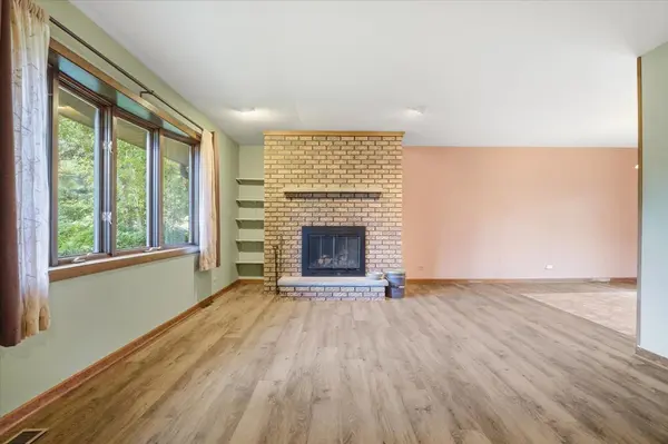 10405 W Ford AVE, Beach Park, IL 60099