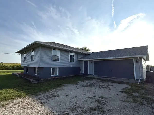 909 Harmon RD, Harmon, IL 61042