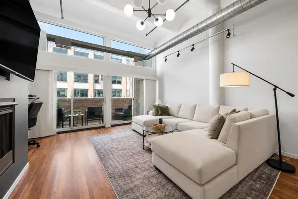 1000 W WASHINGTON BLVD #216, Chicago, IL 60607