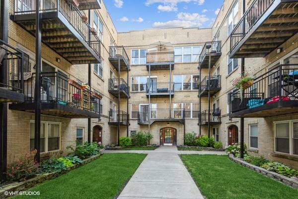 4018 N Albany AVE #GA, Chicago, IL 60618