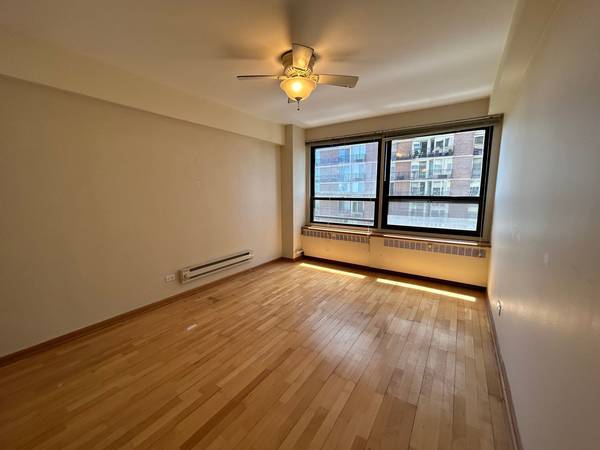 4180 N Marine DR #1004, Chicago, IL 60613