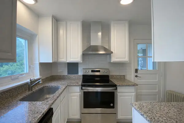 2608 Bennett AVE #3W, Evanston, IL 60201