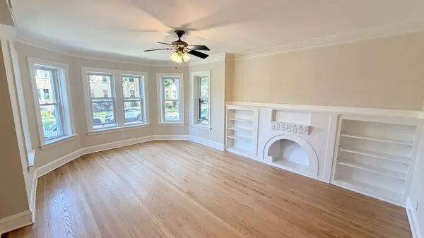 5706 N Maplewood AVE #1, Chicago, IL 60659