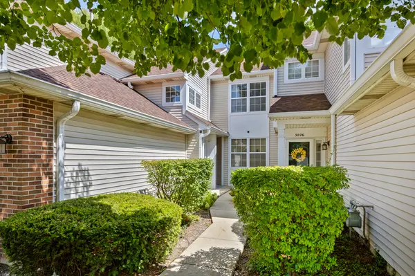 3024 Kentshire CIR, Naperville, IL 60564