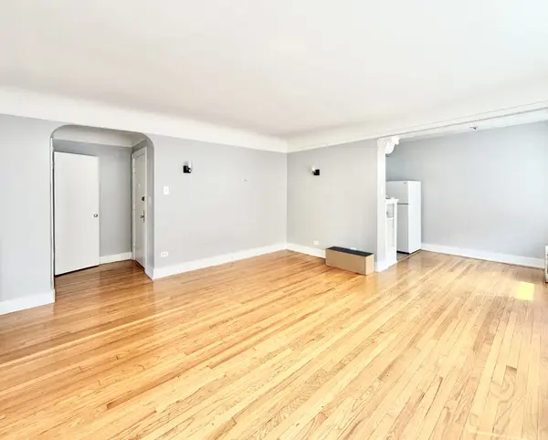 2801 W Lunt AVE #H3, Chicago, IL 60645