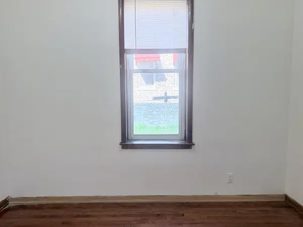 1633 W 38th ST #1, Chicago, IL 60609