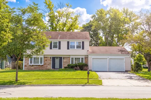 1111 Plum Grove CIR, Buffalo Grove, IL 60089