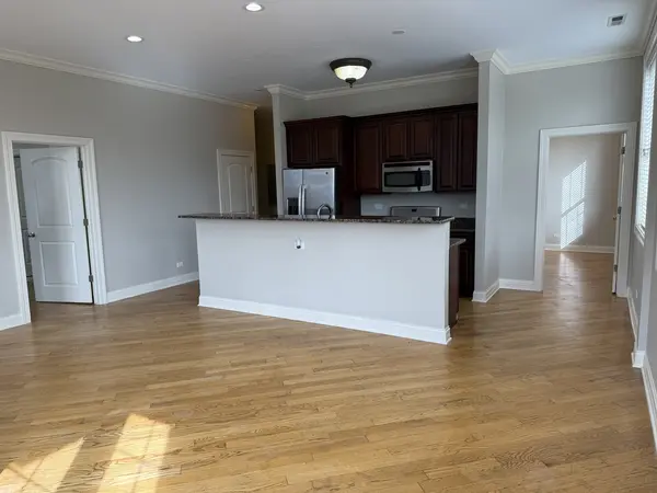 2338 W MORSE AVE #4A, Chicago, IL 60645