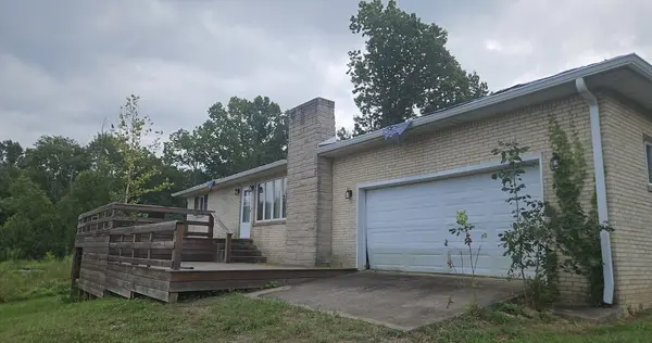 435 DIXON RD, Vienna, IL 62995