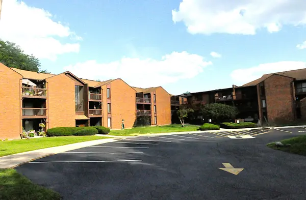2929 SUNNYSIDE DR #360D, Rockford, IL 61114