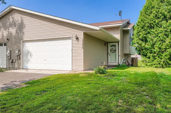 15038 Glenbrook AVE N, Hugo, MN 55038