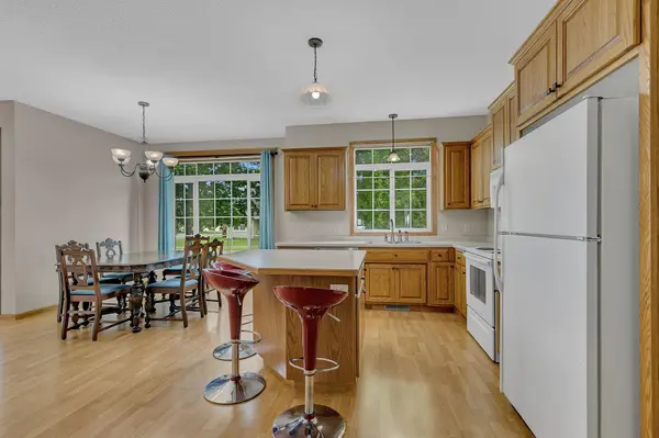 1012 Cory LN, Saint Cloud, MN 56303