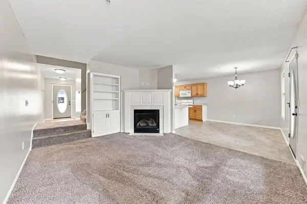 833 Winsome WAY NW, Isanti, MN 55040