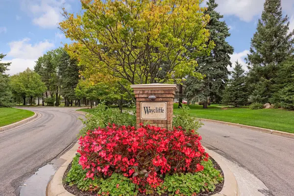 635 Waycliffe DR N, Wayzata, MN 55391