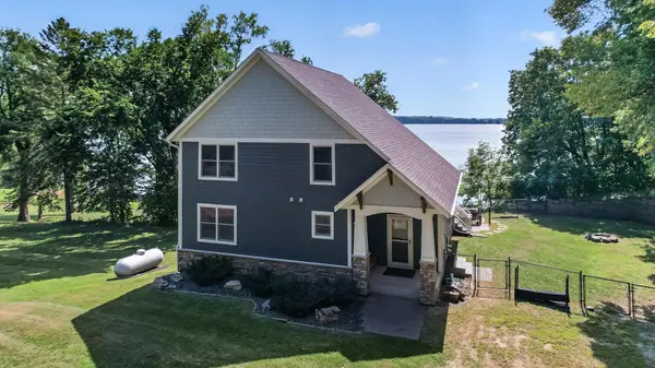 14482 Irwin CT, Montgomery, MN 56069