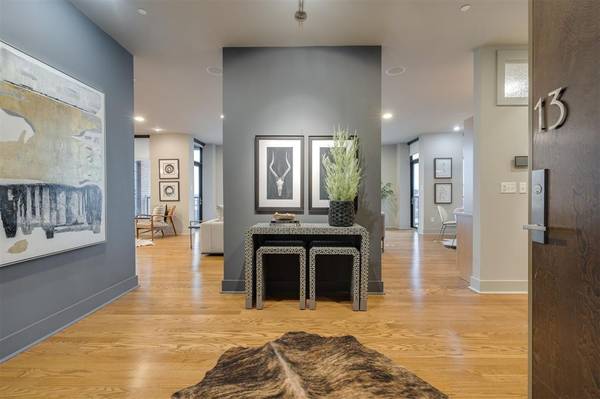 301 NE 4th ST #13, Oklahoma City, OK 73104