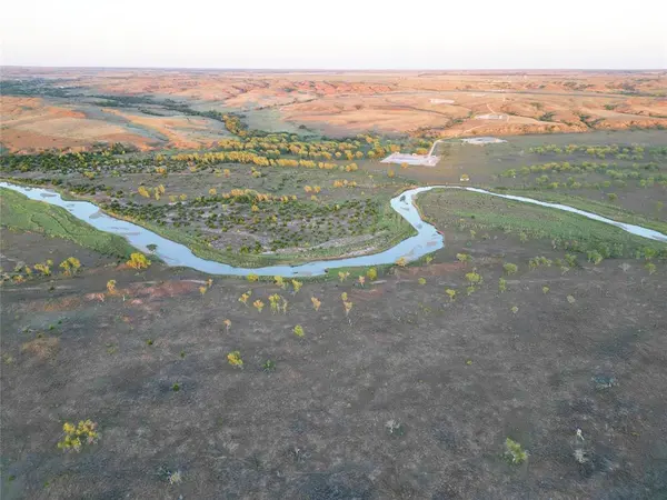 N County Road 1780, Crawford, OK 73638