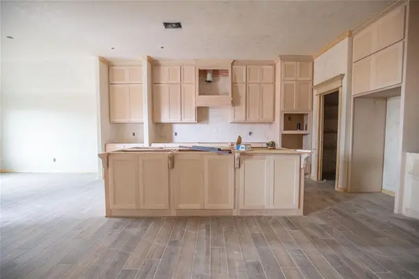 9200 Lupine RD, Yukon, OK 73099