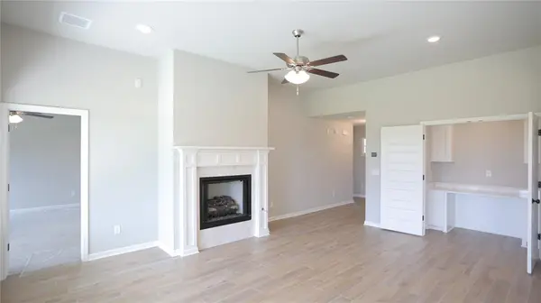 3520 Sunset BLF, Guthrie, OK 73044