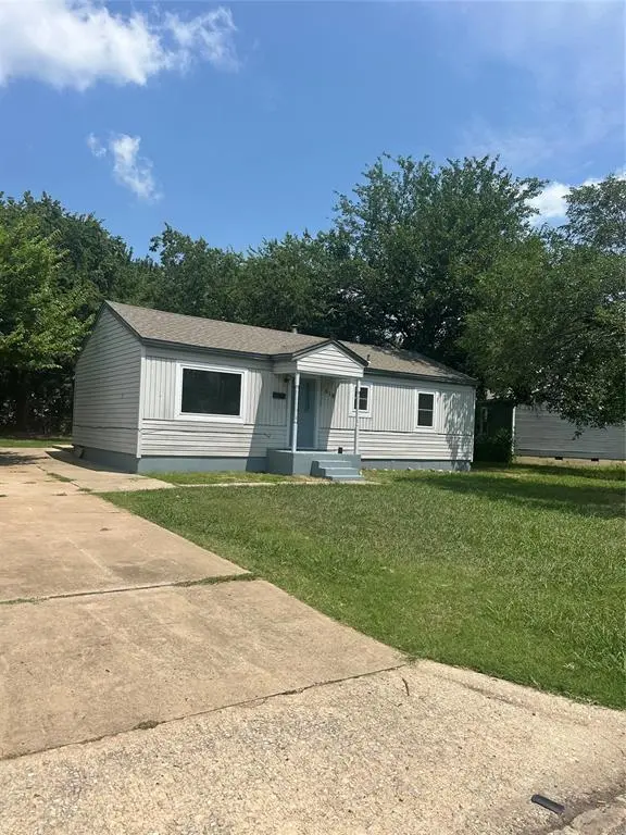 519 Foster PL, Midwest City, OK 73110