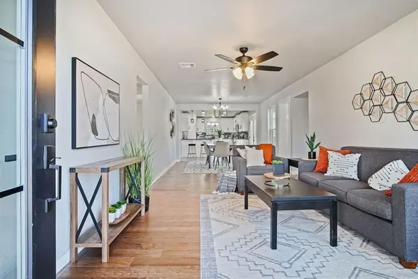 3204 Cashion PL, Oklahoma City, OK 73112